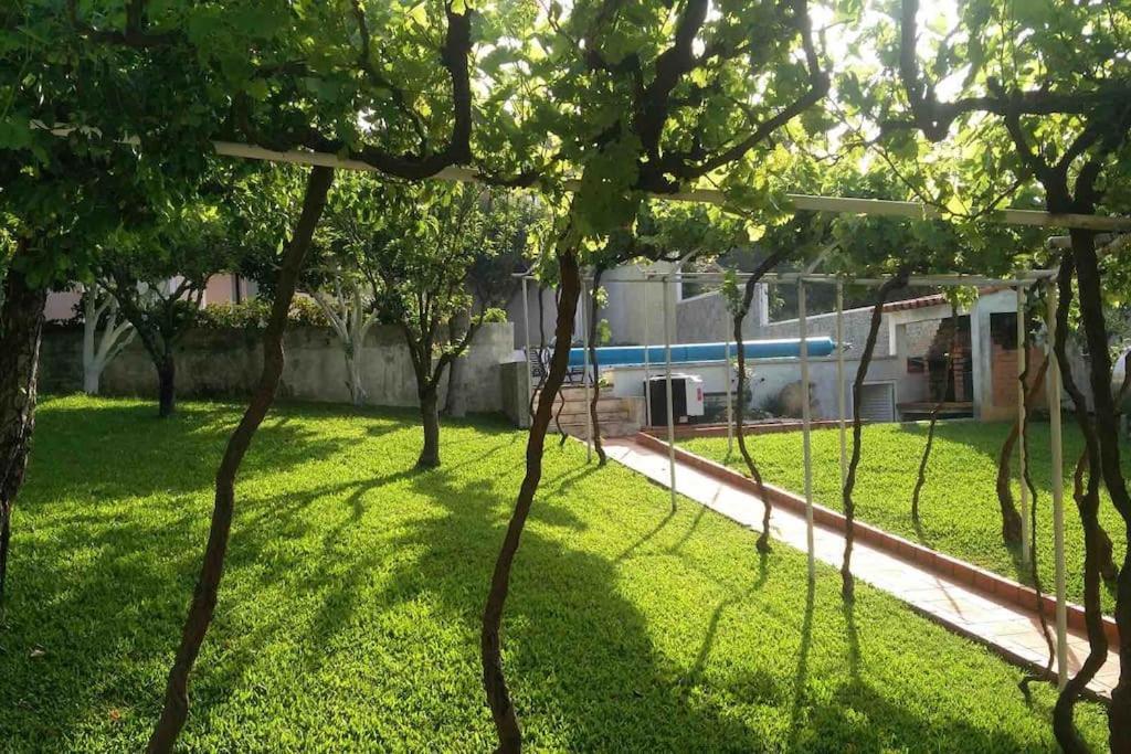 Citrus Tree House, private pool&garden. Villa Angeja Buitenkant foto